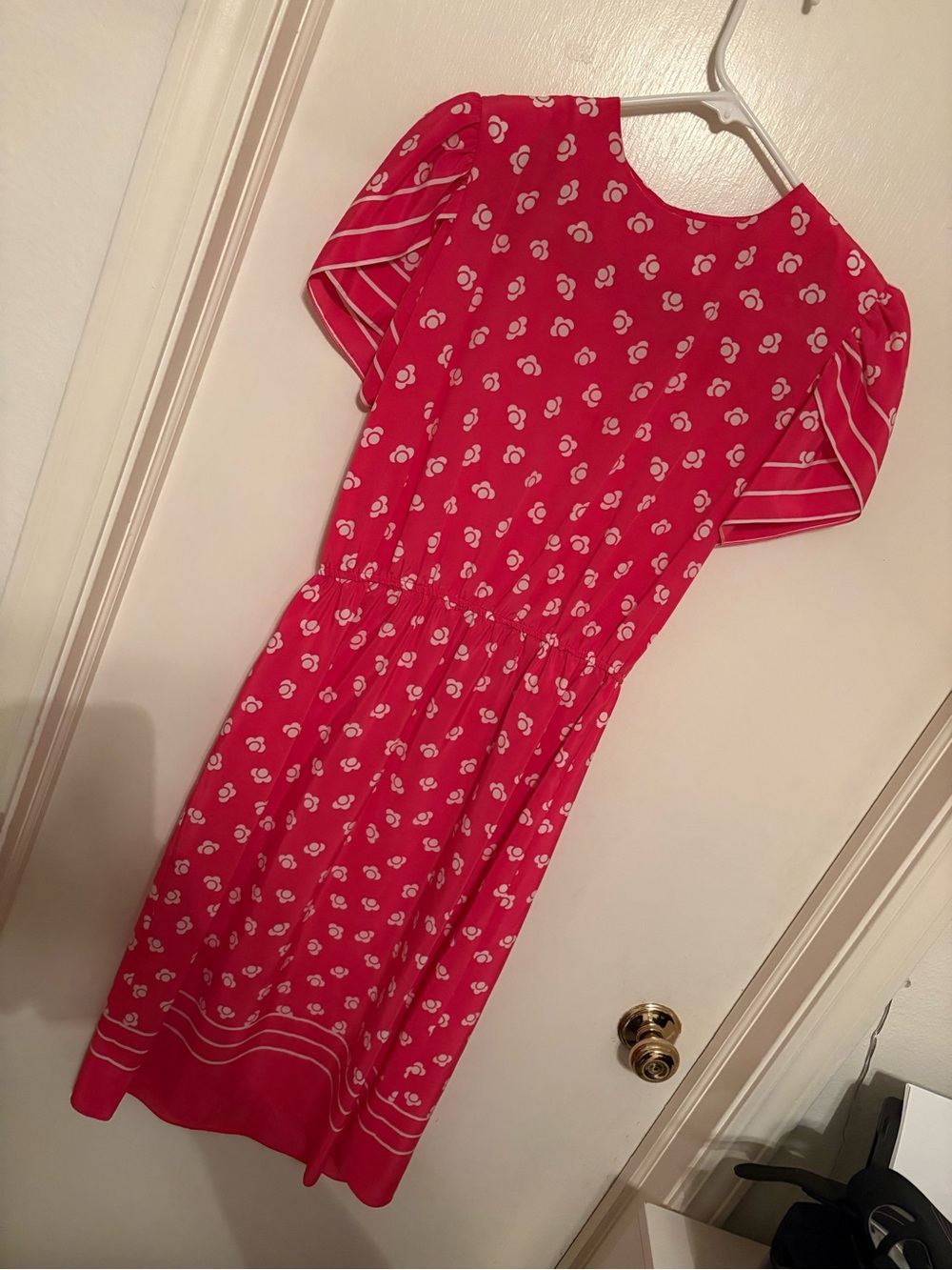 Bright VINTAGE Pink Floral-Print Midi Dress with Puff Tulip Sleeves